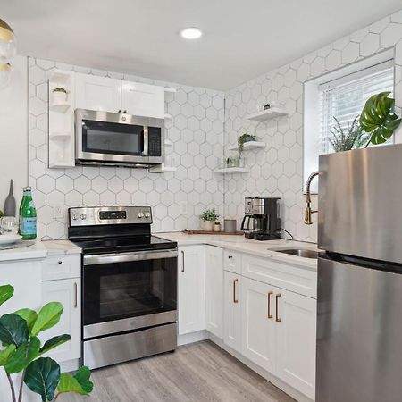 Apartamento Luxurious 2Bd, Fireplace, Family Friendly, Central Filadelfia Exterior foto